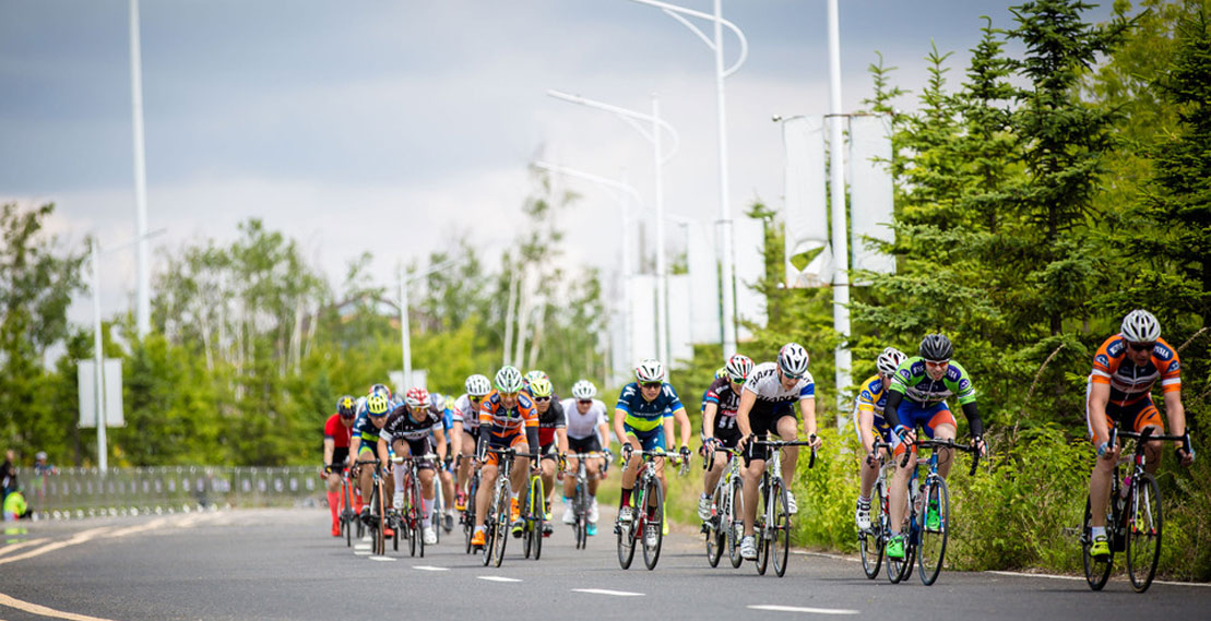 Wiggins2015��ˢ�³������г�1Сʱ��¼